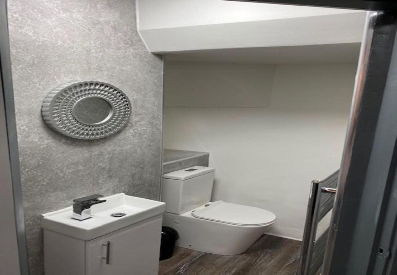 Ideal Abode Abbots 4 En-Suite Честер Екстер'єр фото