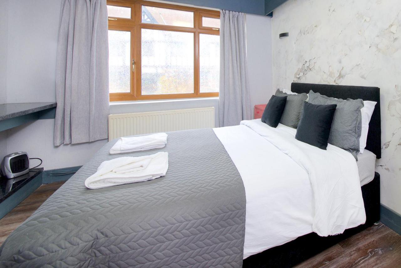 Ideal Abode Abbots 4 En-Suite Честер Екстер'єр фото