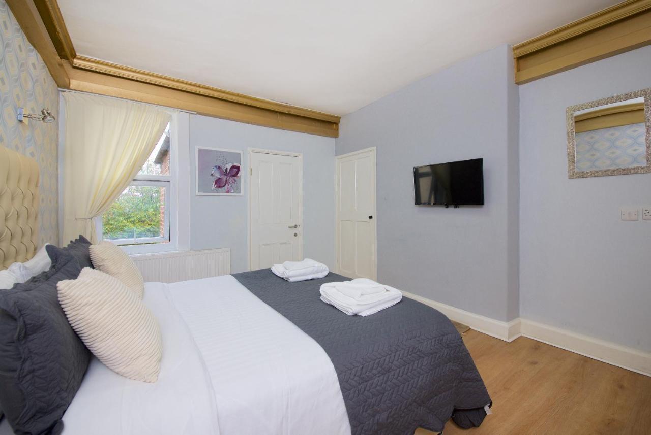 Ideal Abode Abbots 4 En-Suite Честер Екстер'єр фото